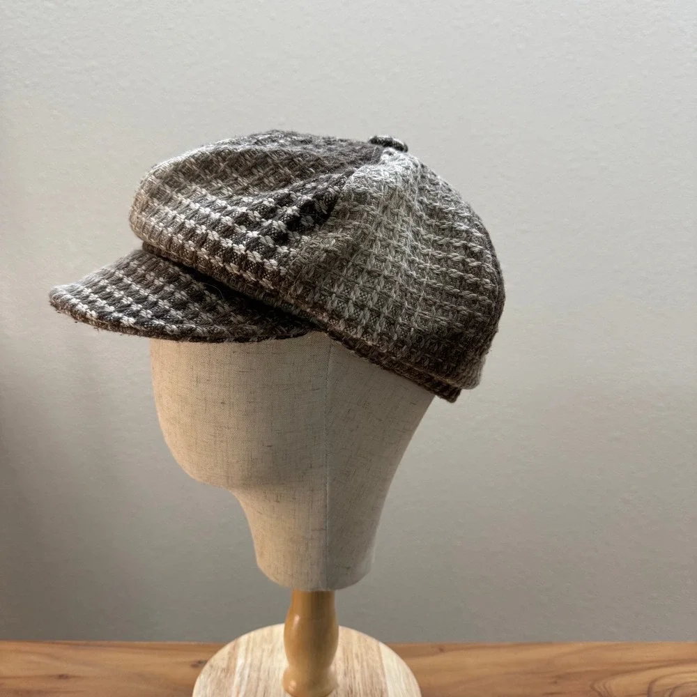 Newsboy‎ Brown Wool Blend Textured Chunky Button Detail Cap Hat One Size